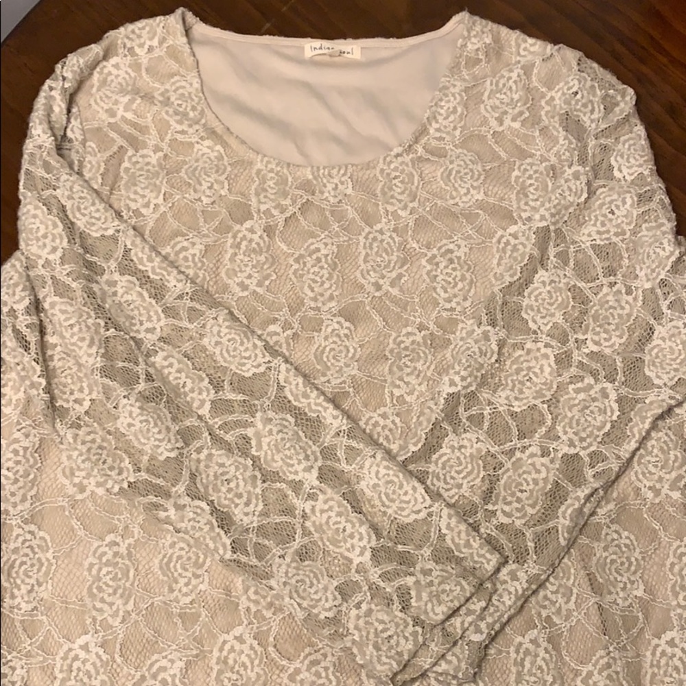 Indigo Soul Beige Lace Top Size 3X